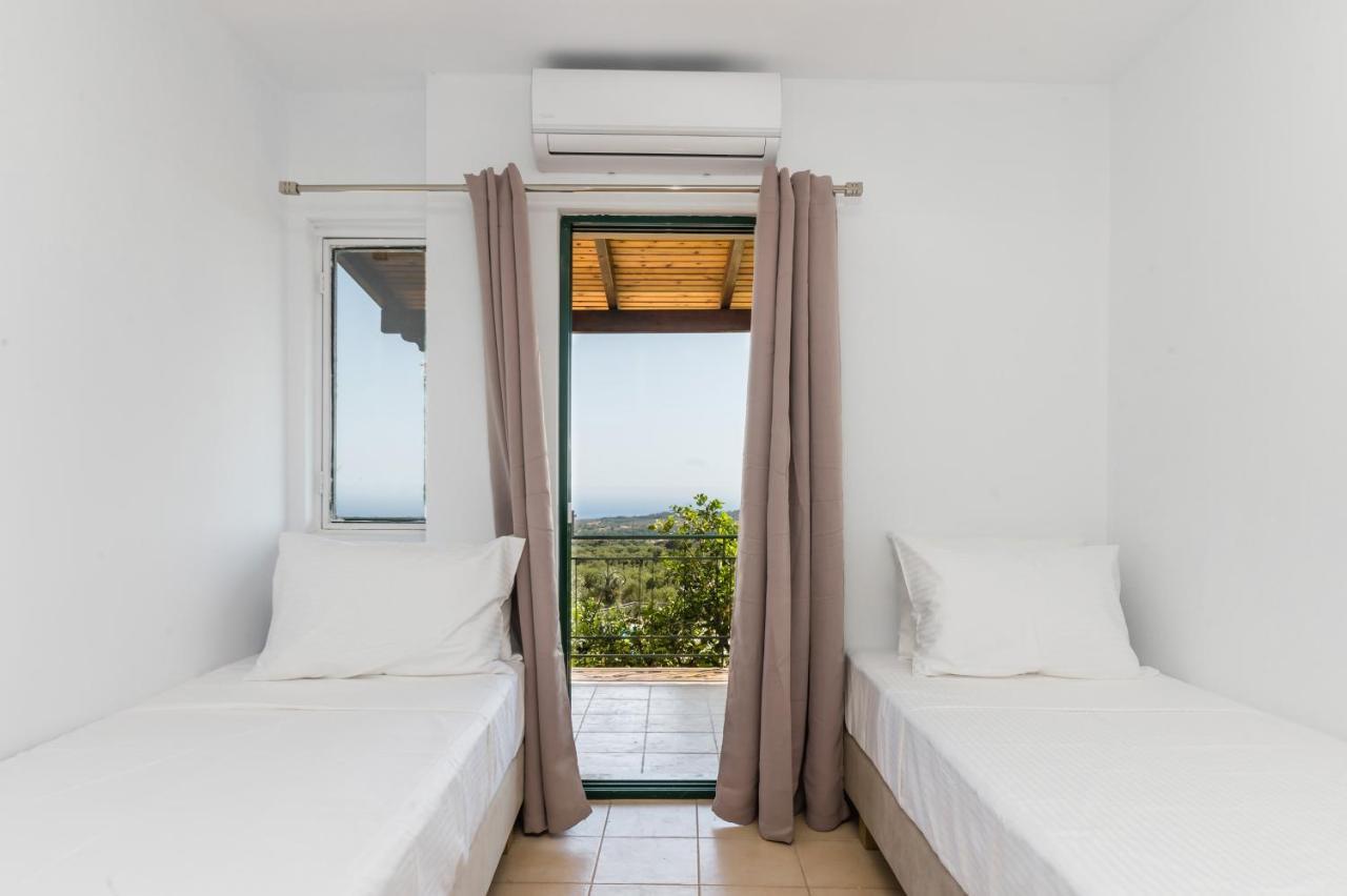 Hilltop Kefalonia 阿尔戈斯托利翁 外观 照片